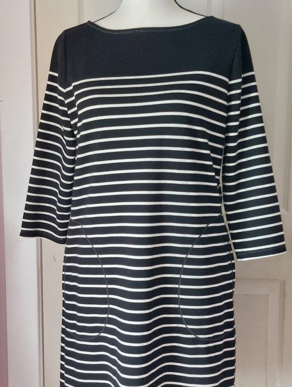 Max Studio Black White Colorblock Striped Dress Size Medium - Picture 2 of 9